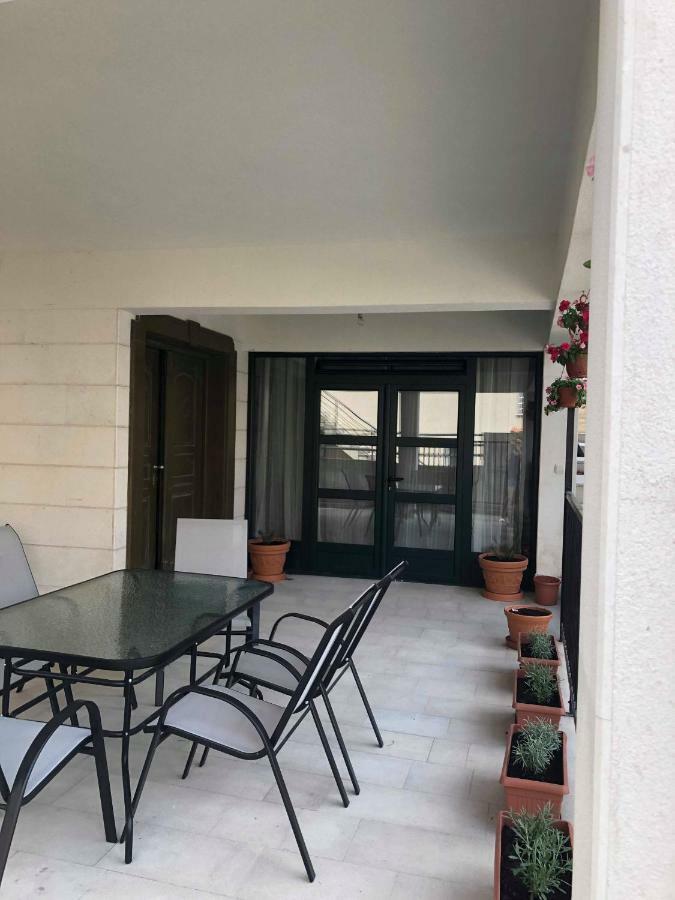Apartmani Petrija Prcanj Luaran gambar